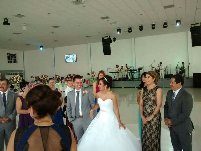 7 cosas que hace una novia feliz el día de su boda! - 5