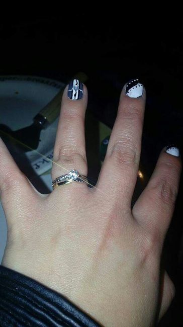 Sus hermosos anillos. - 1