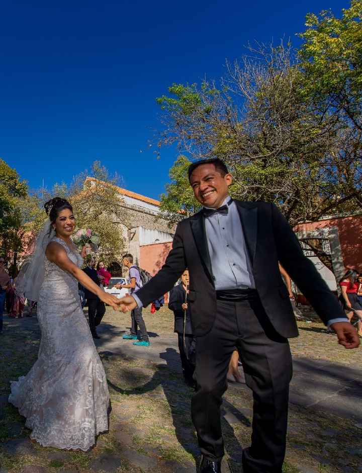 Volver a ponerme mi vestido en nuestro primer aniversario - 1