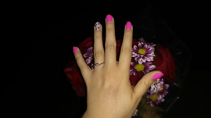 ¿Tenías arregladas las uñas en tu propuesta? 💅 - 1