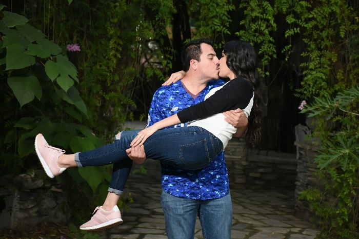 y si subimos la foto que más más más nos gustó de nuestra sesión en pareja pre-boda. - 1