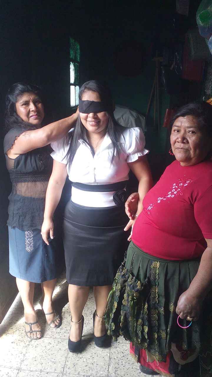 Mi despedida de soltera.  - 1