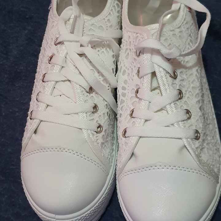 Llegaron hoy!!! Mis tenis 😊😍 - 2