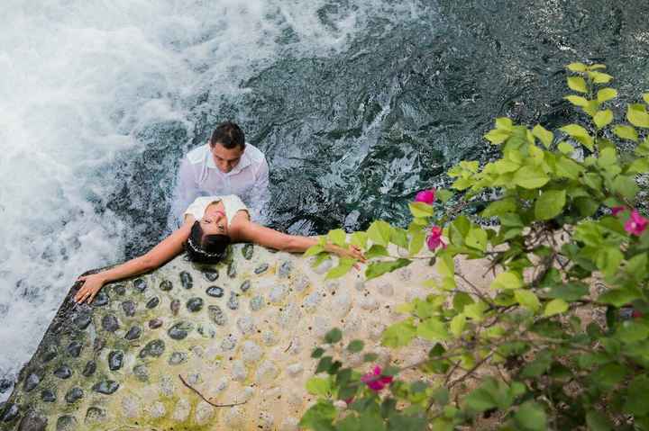  Trash the dress Underwater - 6