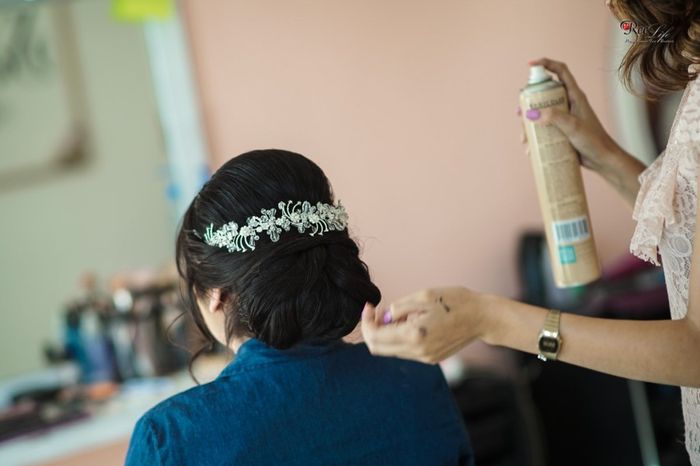 Peinados tipo recogido bajo para novia 👰🏻 30