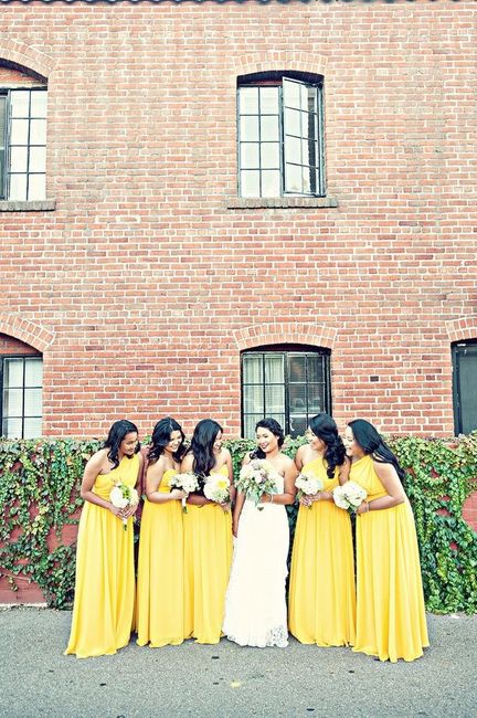 Color amarillo para tus damas 13