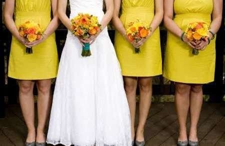 Color amarillo para tus damas 17