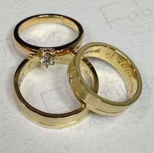 Argollas y anillo de compromiso - 16