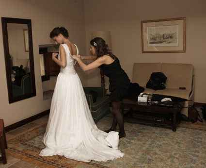 Novia alistandose - 4