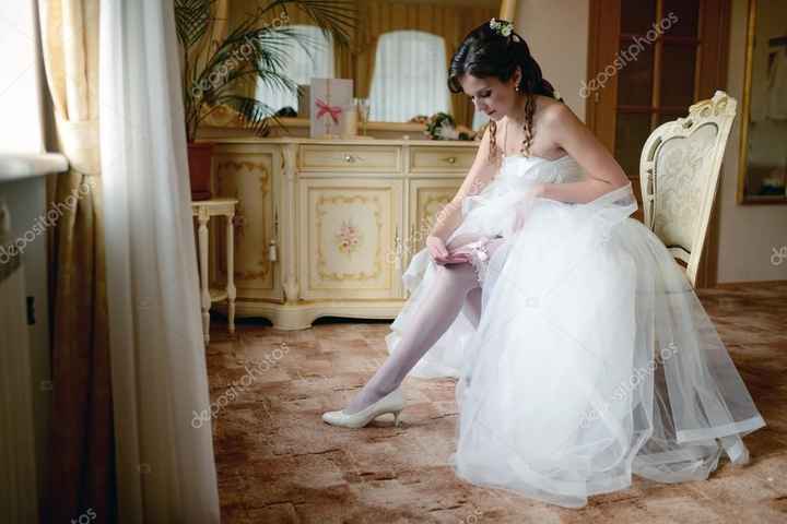 Novia alistandose - 8