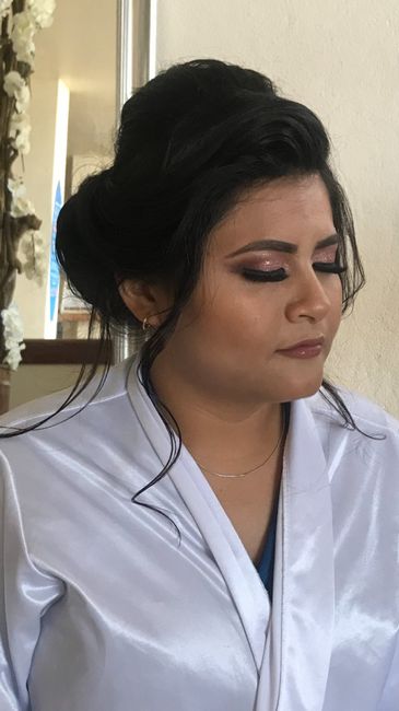 Prueba de maquillaje y peinado. 2