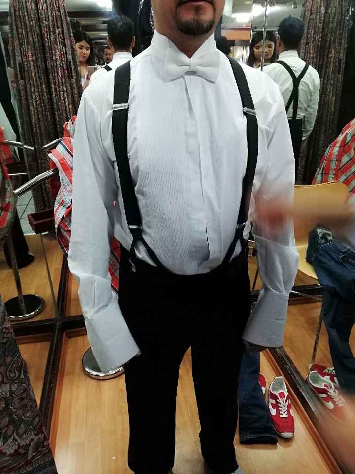 a 45 diaas, y mi guapo ya escogió su traje 😍 - 2