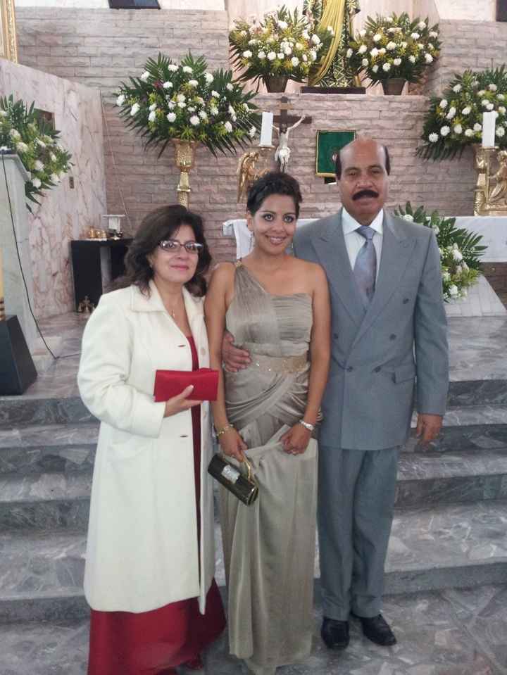 mis papis en mi graduación!