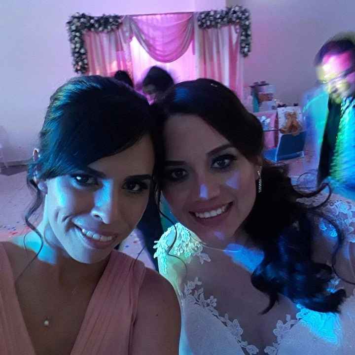 Con mi amiga