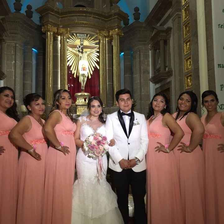 Con todas mis damas y mi esposo con los ojos cerrados 