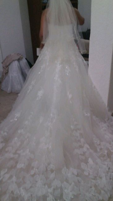 ¿Qué significa la espalda del vestido de novia? - 1