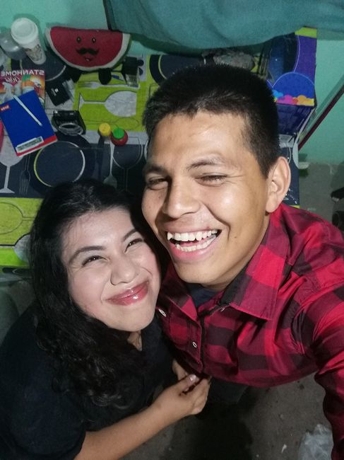 Reto con regalo: Sube una foto con tu pareja🎁 - 1