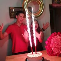 Reto con regalo: Sube una foto con tu pareja🎁 - 1