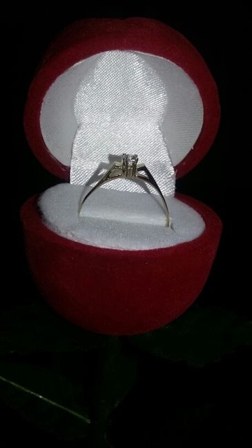 Mi anillo de compromiso!!! me muestran el de ustedes??? - 1