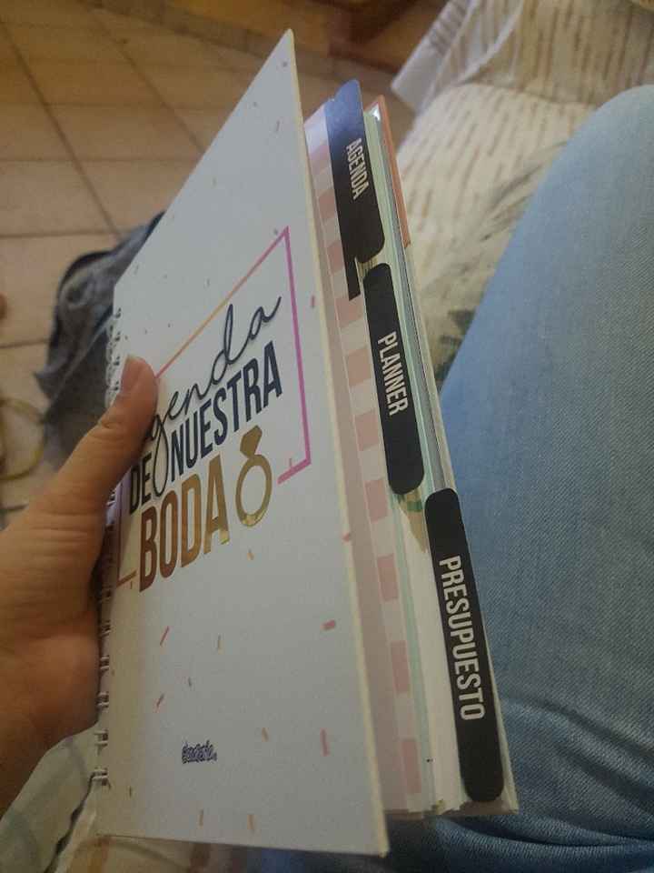 Llego mi agenda y libro de firmas!! - 1