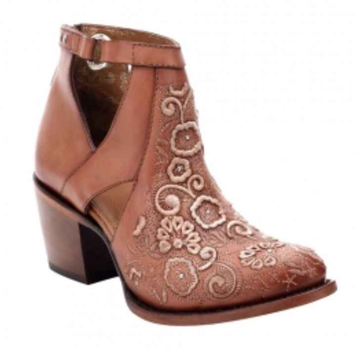 Zapatillas o botines?? - 2