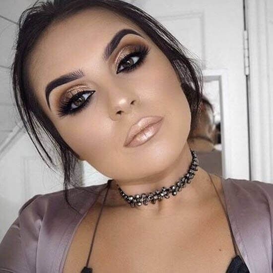 Maquillaje en tono bronce 5