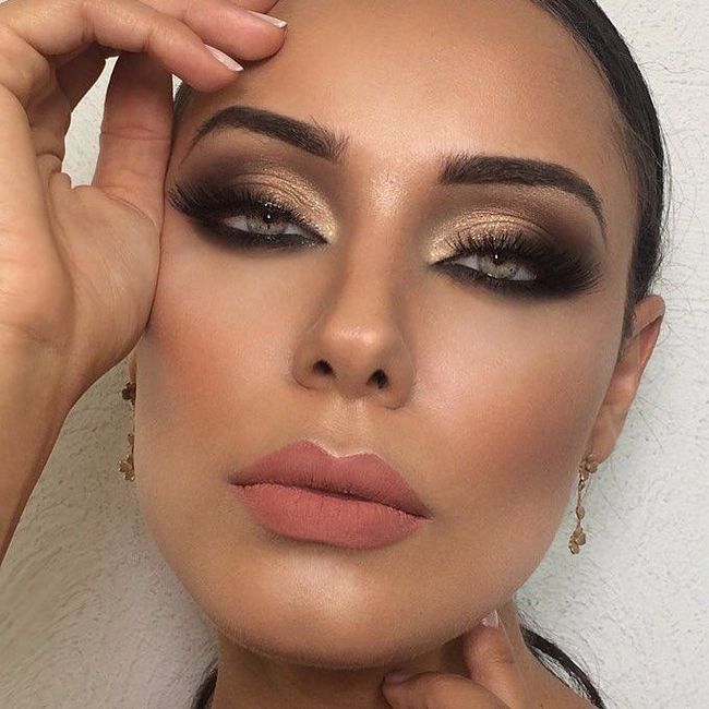 Maquillaje en tono bronce 8