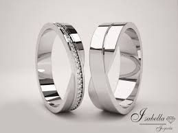 Hola chicas buenos días, eligiendo argollas. 32