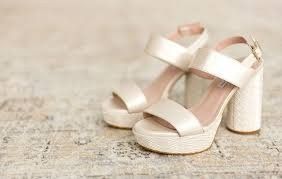 Elegir estilo de zapatos y álbum de firmas 33