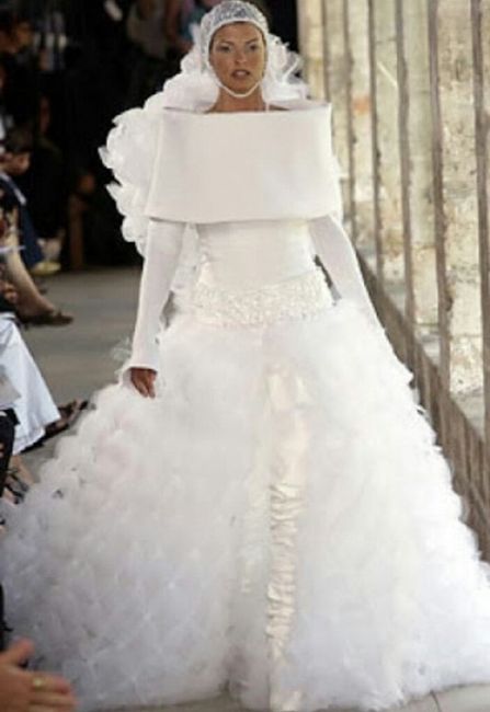 Juguemos a los vestidos feos 3