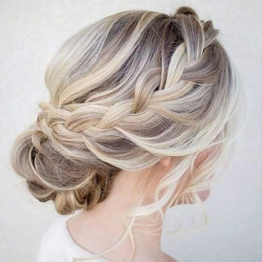 Peinados para novias con trenzas 33
