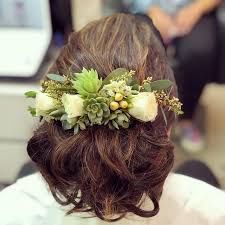 Suculentas como tocado de novia 7