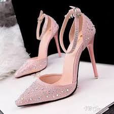 Zapatillas en tono rosa 14