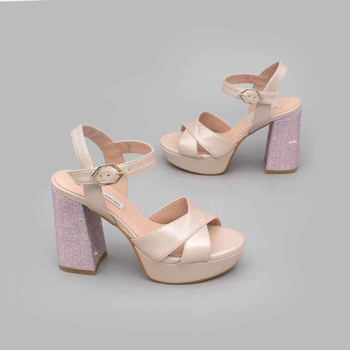 Zapatillas tacón ancho para novia. - 8