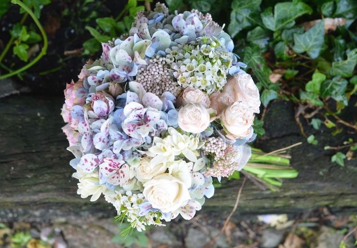 Precioso bouquet de novia en tonos pastel.
