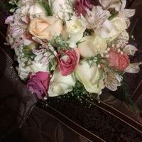 ¿Flores grandes o pequeñas? ¡Hablamos de tu ramo! - 1