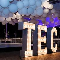  Proveedor de letras gigantes - 1