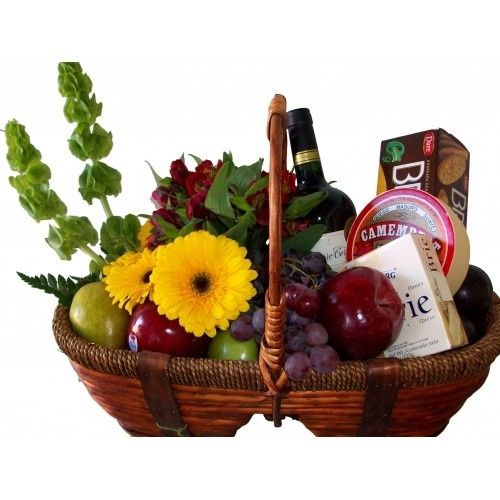 Quesos finos, vino y flores