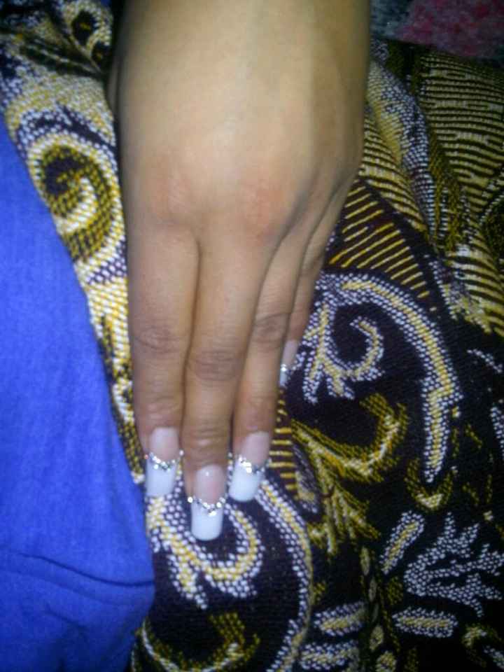 Llegó  el gran día no puedo creerlo estas fotos son de la prueba de peinado y maquillaje pero las uñ