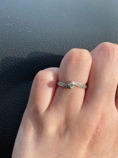 Por último... Muéstranos tu anillo 💍😍 - 1