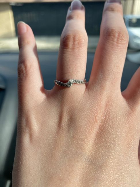 ¡Comparte una foto de tu anillo de compromiso! 😍💍 18