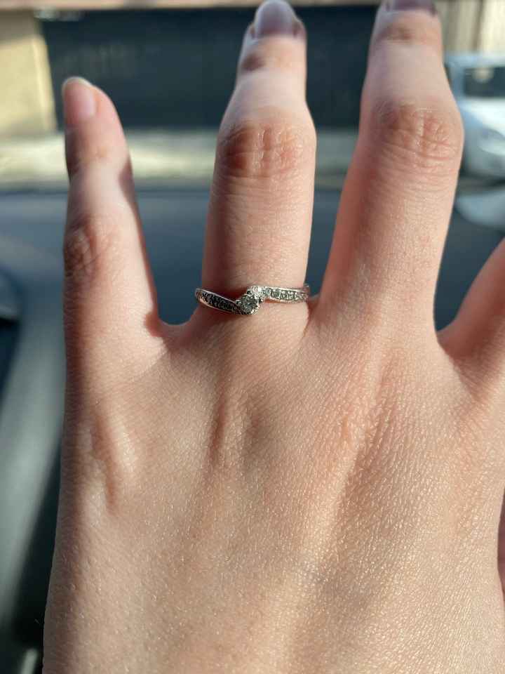 ¡Comparte una foto de tu anillo de compromiso! 😍💍 - 1