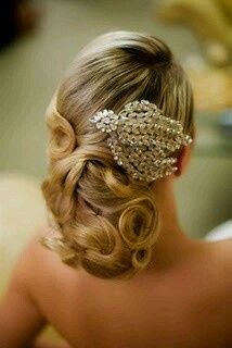 Mi vestido es estraple que peinado me queda?? - 1