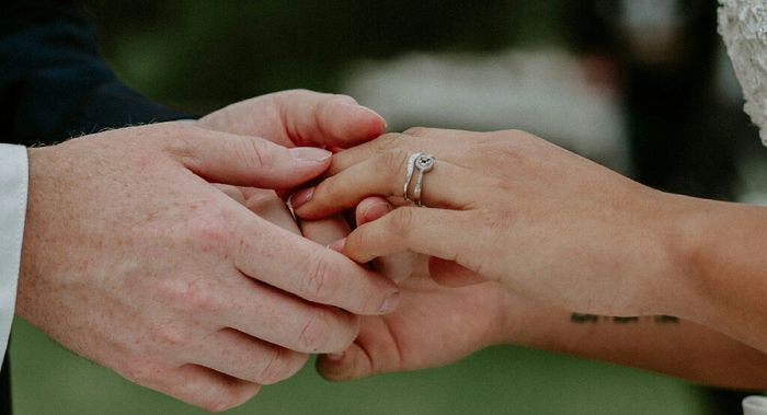 Es malo usar una Churumbela como anillo de matrimonio? 4