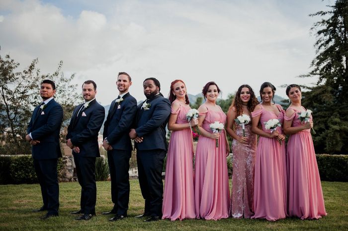 Groomsmen vs bridesmaids 