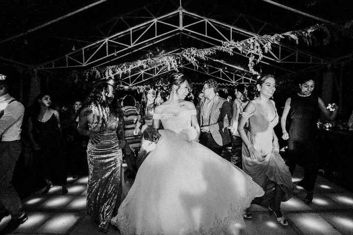Cómo sera sus vestidos de novia - 5