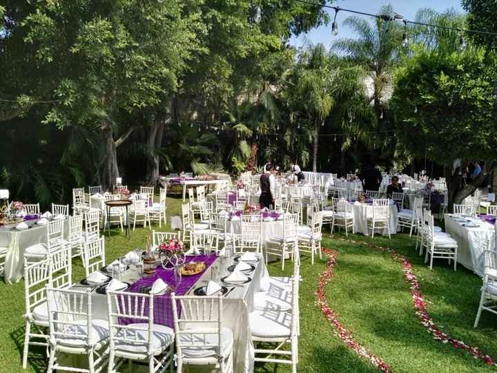 Mi boda en tono morado..  con que otro color combina? - 1