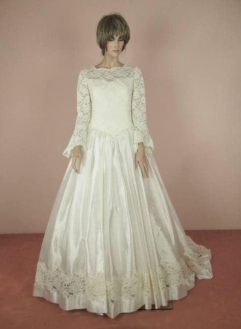 Si tu Fm tuviera que elegir tu vestido de boda.. 4