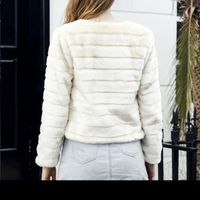 un abrigo asi por ssi me da frio