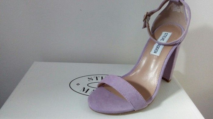 AQUI ESTAN SON LAVANSA POR MI BODA SERA DE ESOS COLORES :) 